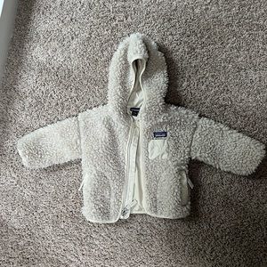 Patagonia baby jacket 6-12 mo size fits large